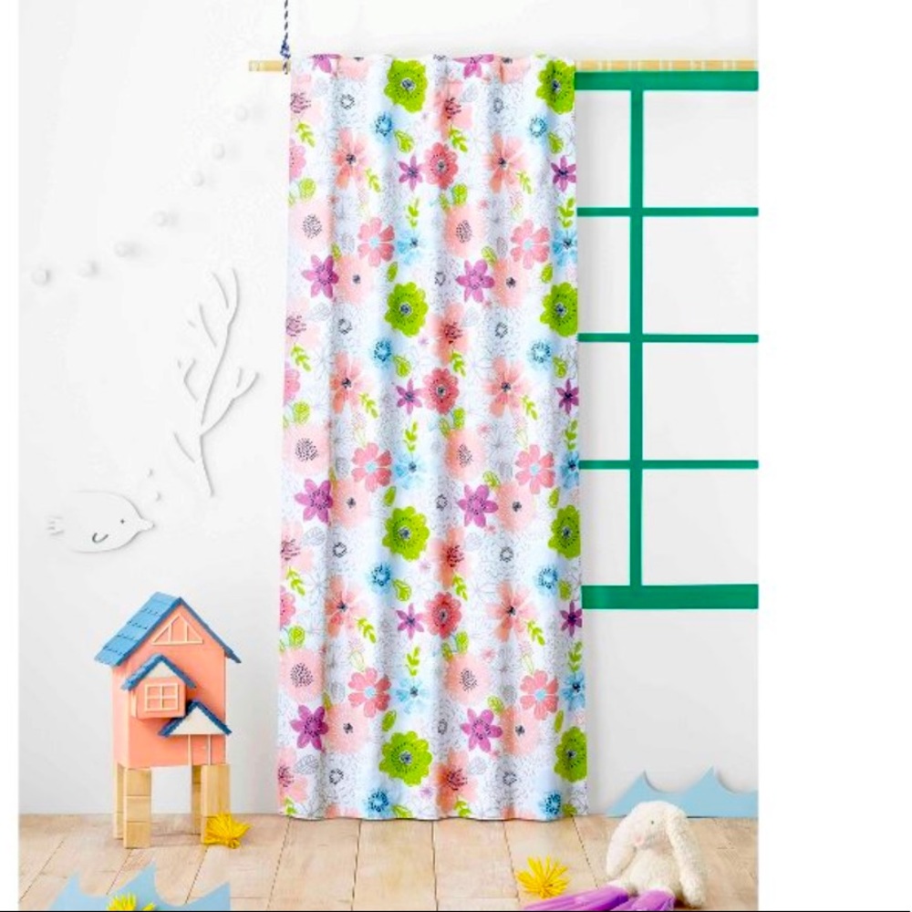 Floral brand new black out curtain 1 panel